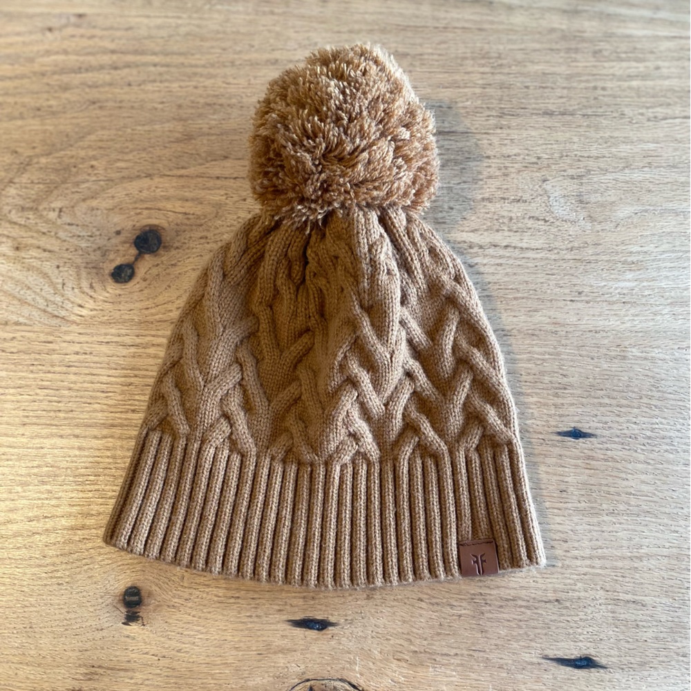 Frye Tan Knit Pom-Pom Beanie Women’s Preloved